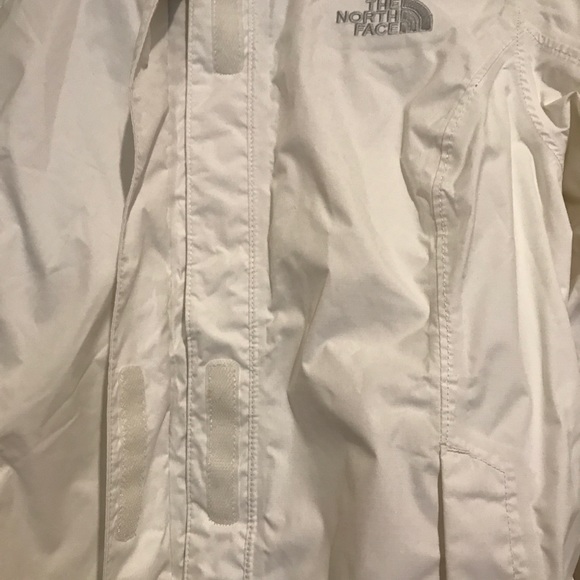 The north face white rain jacket - Picture 4 of 5